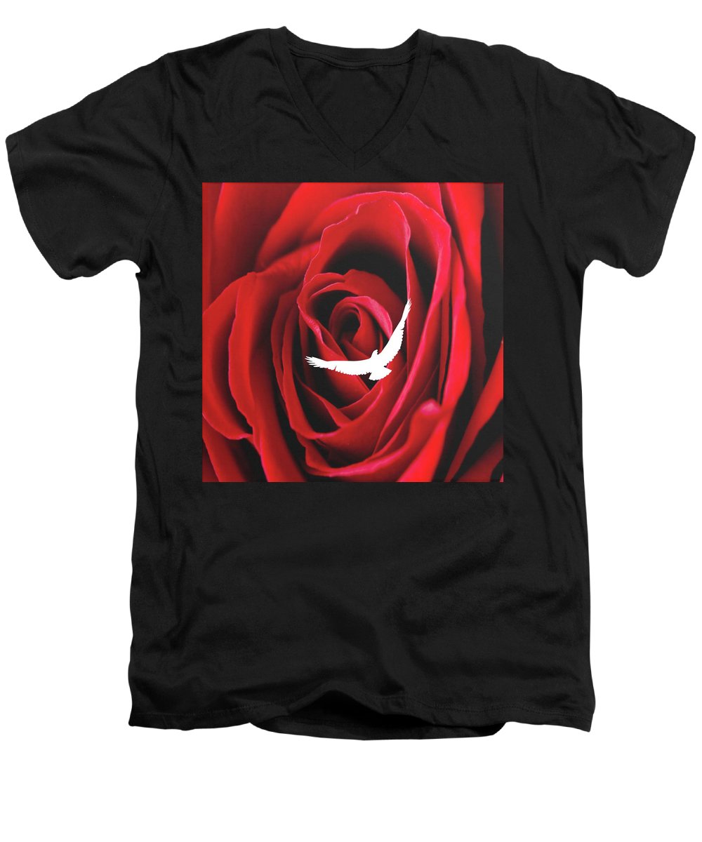 Fly higher - Men's V-Neck T-Shirt