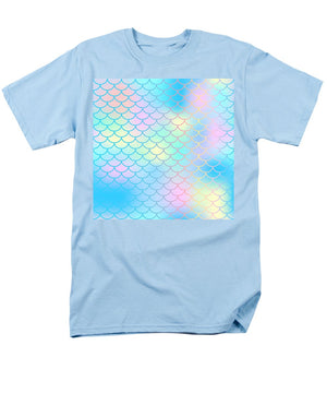 Magic mermaid tail background. Colorful seamless pattern with fish scale net. Blue pink mermaid skin surface. - Men's T-Shirt  (Regular Fit)