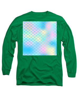 Magic mermaid tail background. Colorful seamless pattern with fish scale net. Blue pink mermaid skin surface. - Long Sleeve T-Shirt