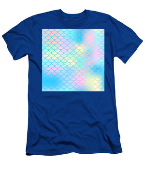 Magic mermaid tail background. Colorful seamless pattern with fish scale net. Blue pink mermaid skin surface. - T-Shirt