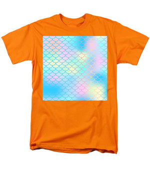 Magic mermaid tail background. Colorful seamless pattern with fish scale net. Blue pink mermaid skin surface. - Men's T-Shirt  (Regular Fit)