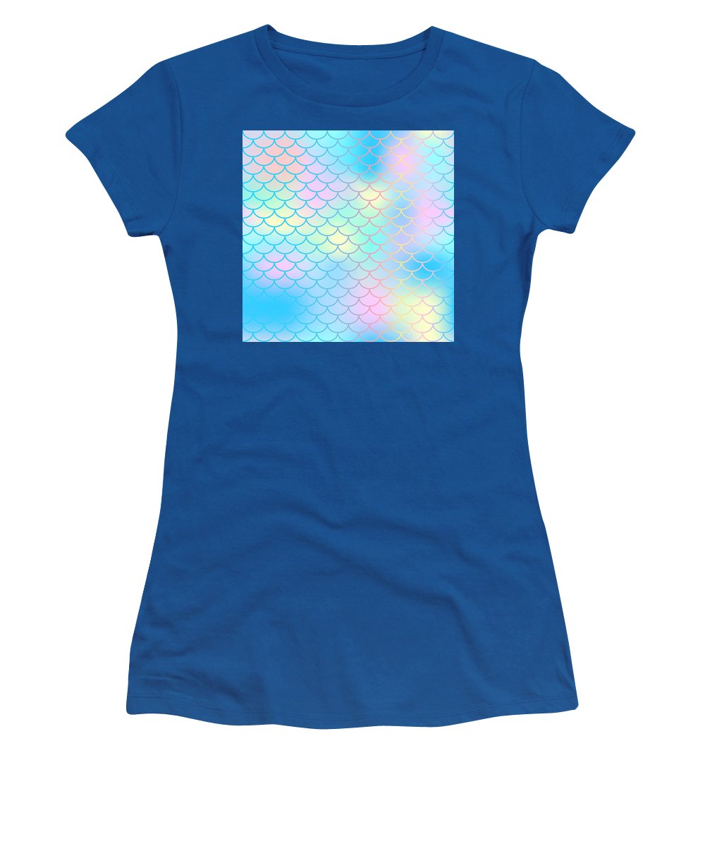 Magic mermaid tail background. Colorful seamless pattern with fish scale net. Blue pink mermaid skin surface. - Women's T-Shirt