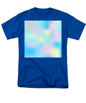 Magic mermaid tail background. Colorful seamless pattern with fish scale net. Blue pink mermaid skin surface. - Men's T-Shirt  (Regular Fit)