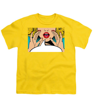 Sexy surprised blonde pop art woman with open mouth and rising hands screaming announcement. Vector background in comic retro pop art style. Party invitation. - Youth T-Shirt