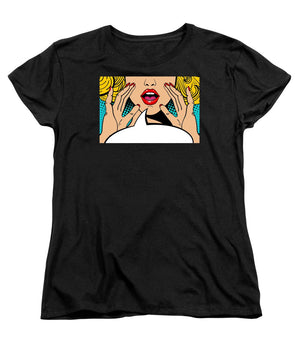 Sexy surprised blonde pop art woman with open mouth and rising hands screaming announcement. Vector background in comic retro pop art style. Party invitation. - Women's T-Shirt (Standard Fit)