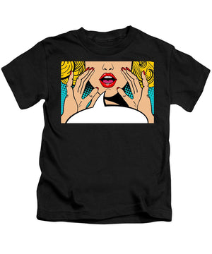 Sexy surprised blonde pop art woman with open mouth and rising hands screaming announcement. Vector background in comic retro pop art style. Party invitation. - Kids T-Shirt
