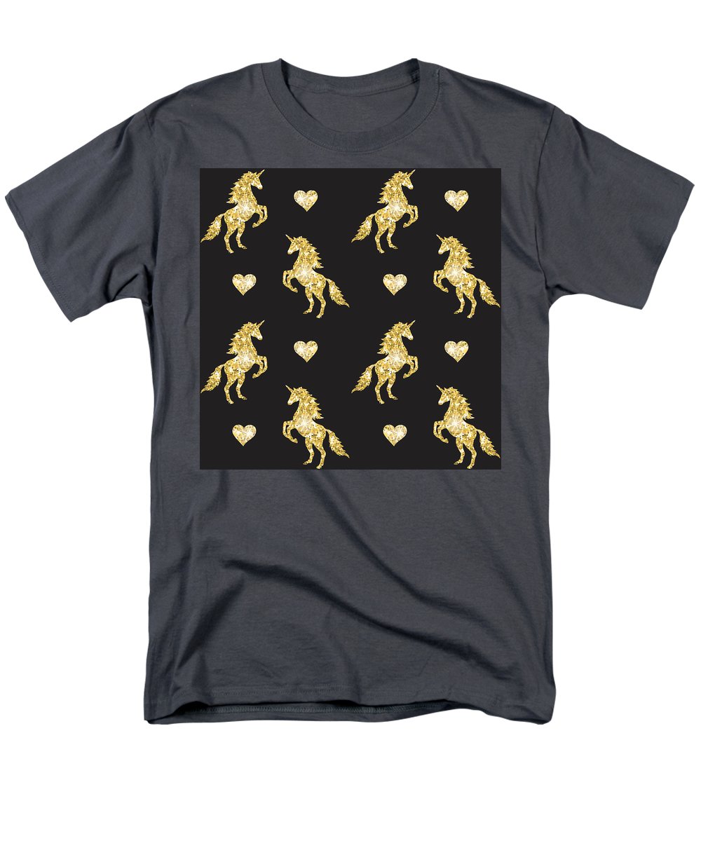 Vector seamless pattern of golden glitter unicorn silhouette isolated on black background - Men's T-Shirt  (Regular Fit)