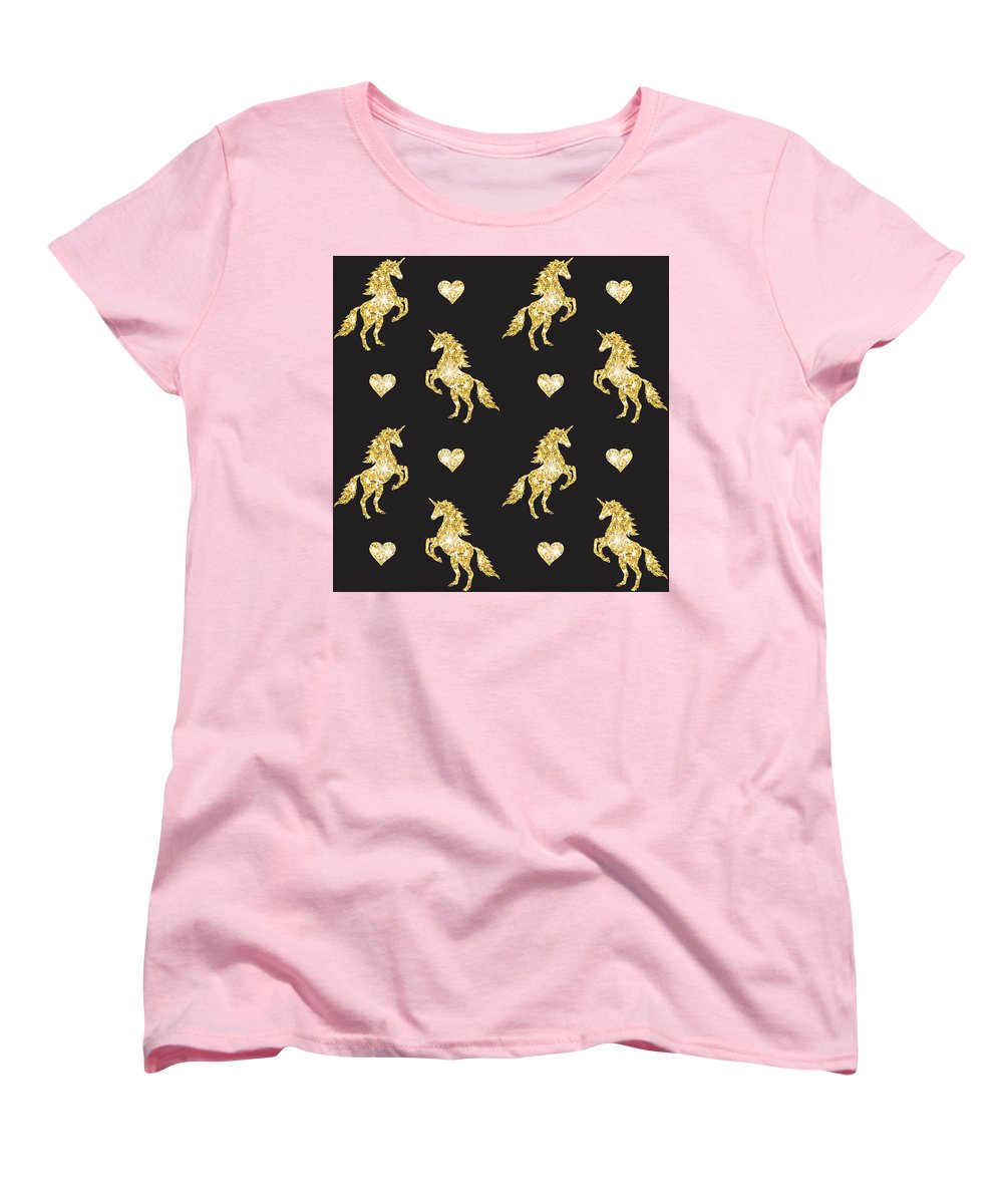 Vector seamless pattern of golden glitter unicorn silhouette isolated on black background - Women's T-Shirt (Standard Fit)