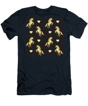 Vector seamless pattern of golden glitter unicorn silhouette isolated on black background - T-Shirt