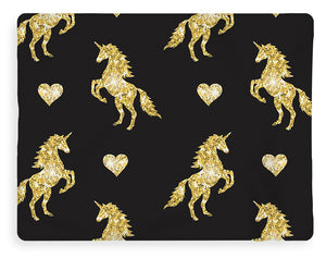 Vector seamless pattern of golden glitter unicorn silhouette isolated on black background - Blanket