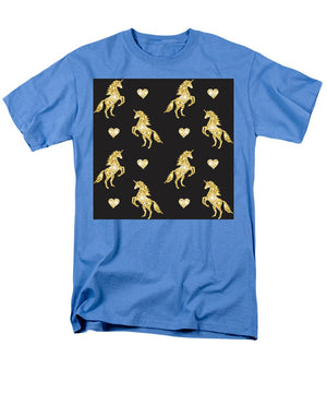 Vector seamless pattern of golden glitter unicorn silhouette isolated on black background - Men's T-Shirt  (Regular Fit)