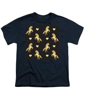 Vector seamless pattern of golden glitter unicorn silhouette isolated on black background - Youth T-Shirt