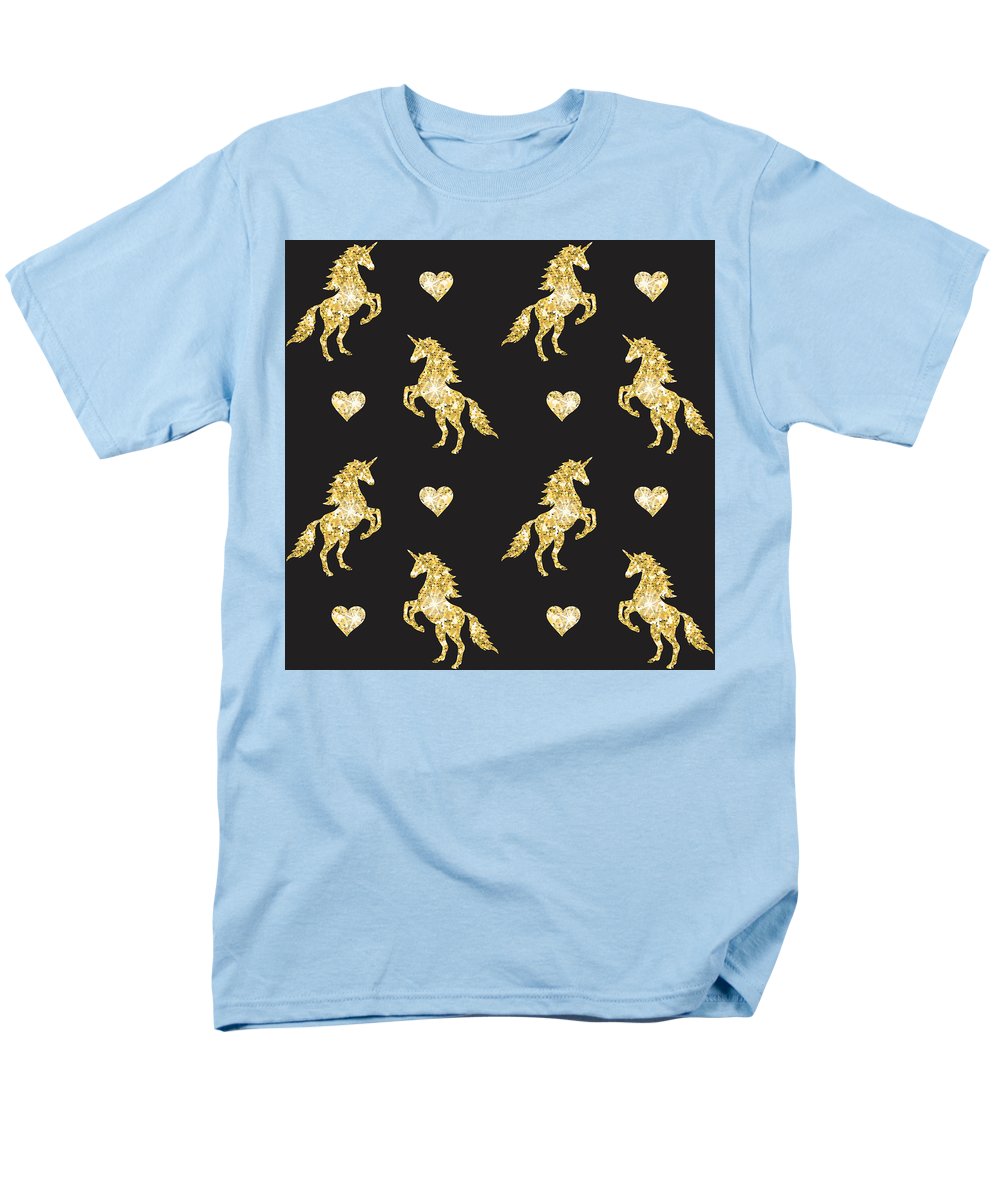 Vector seamless pattern of golden glitter unicorn silhouette isolated on black background - Men's T-Shirt  (Regular Fit)