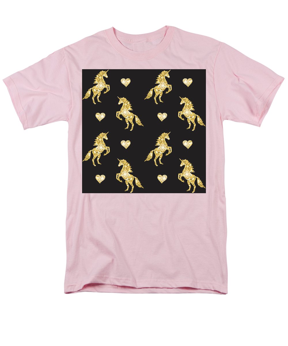 Vector seamless pattern of golden glitter unicorn silhouette isolated on black background - Men's T-Shirt  (Regular Fit)