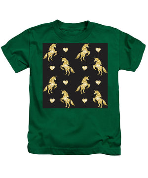 Vector seamless pattern of golden glitter unicorn silhouette isolated on black background - Kids T-Shirt