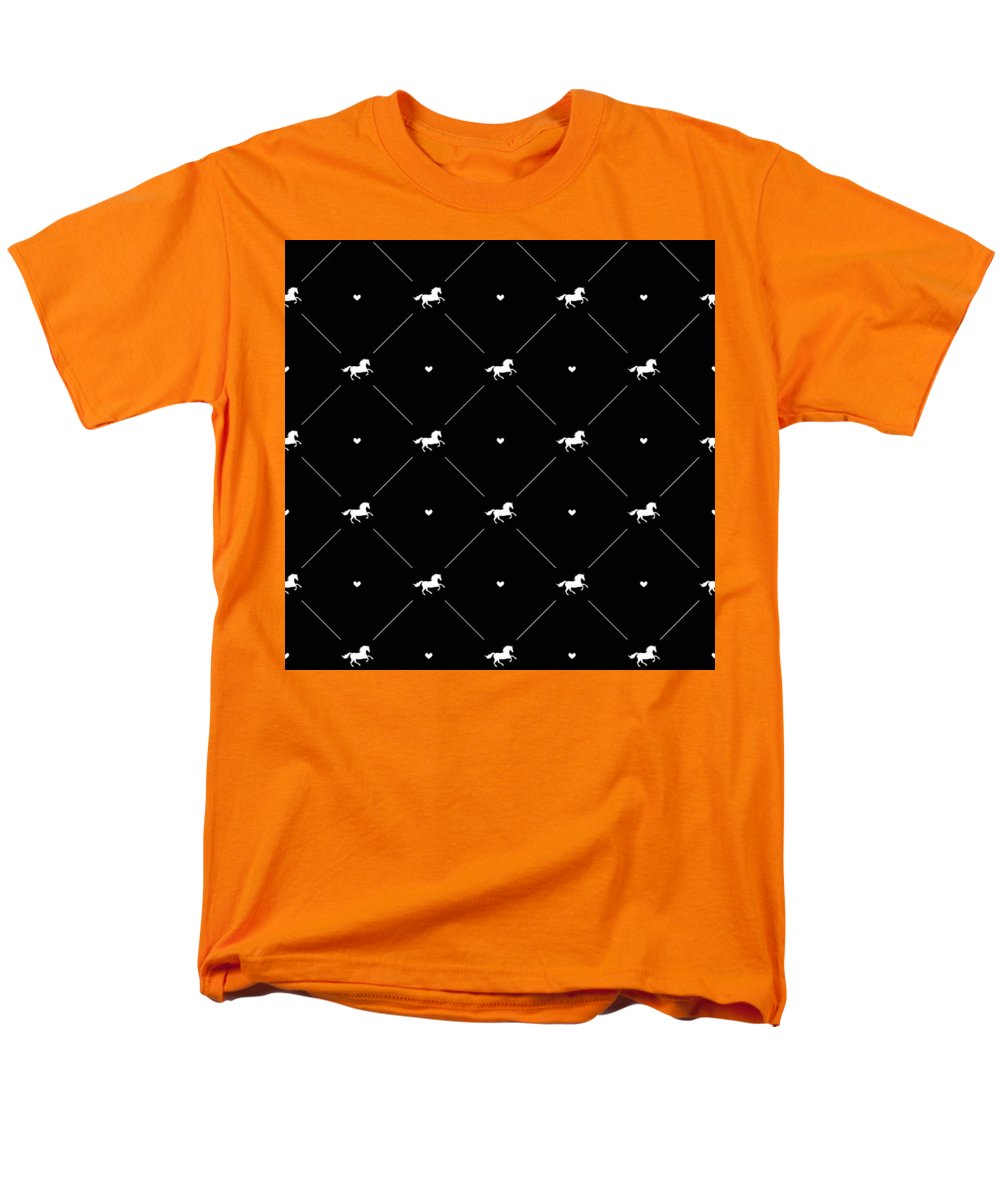 Vector seamless pattern of white horse silhouette with heart isolated on black - Men's T-Shirt  (Regular Fit)