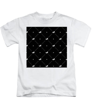 Vector seamless pattern of white horse silhouette with heart isolated on black - Kids T-Shirt