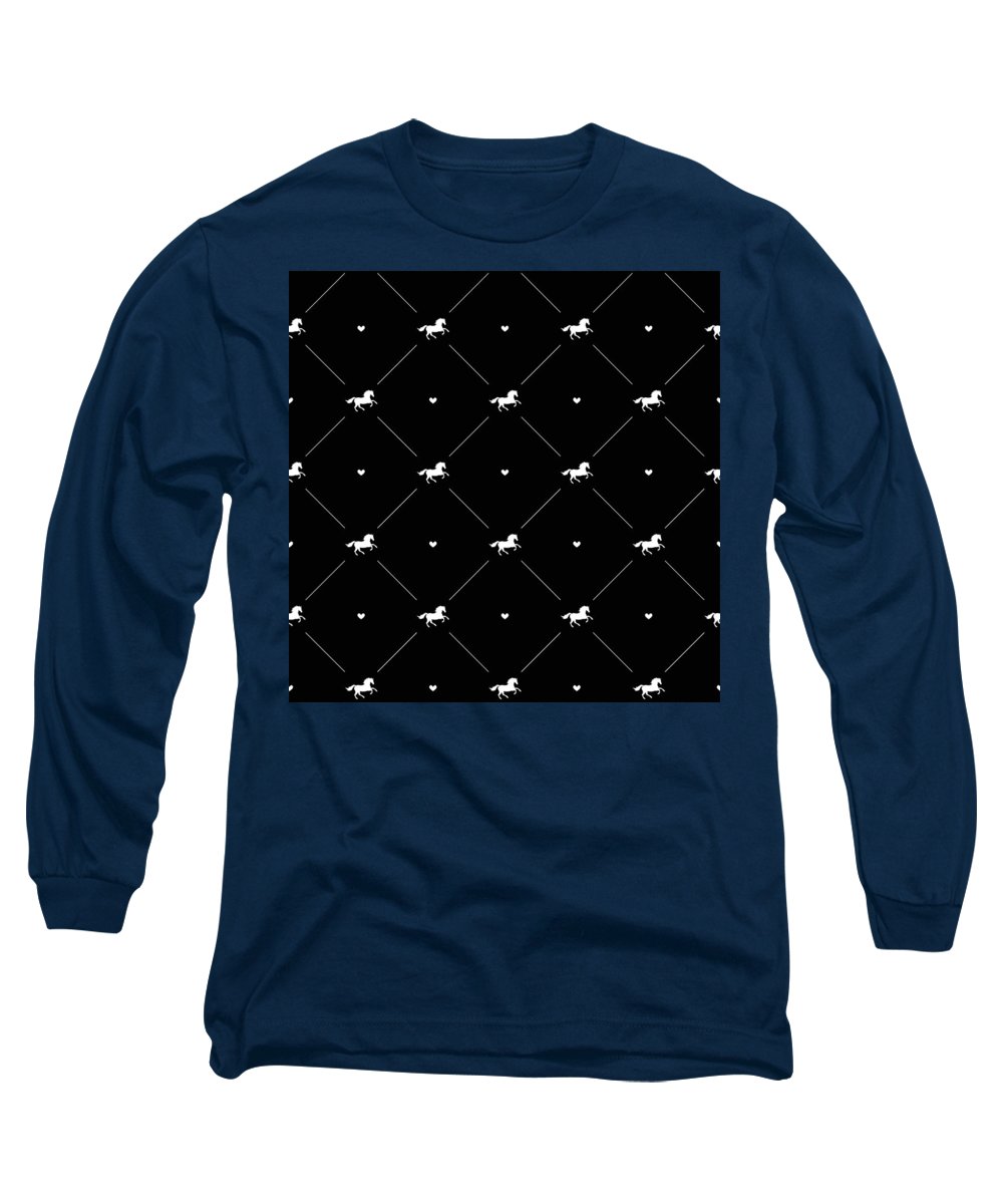 Vector seamless pattern of white horse silhouette with heart isolated on black - Long Sleeve T-Shirt