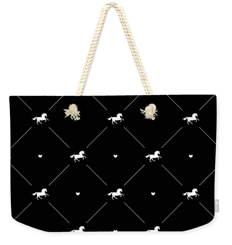 Vector seamless pattern of white horse silhouette with heart isolated on black - Weekender Tote Bag