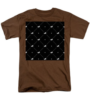 Vector seamless pattern of white horse silhouette with heart isolated on black - Men's T-Shirt  (Regular Fit)