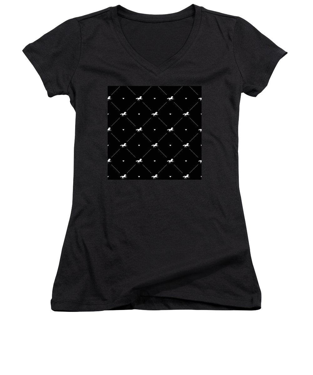 Vector seamless pattern of white horse silhouette with heart isolated on black - Women's V-Neck